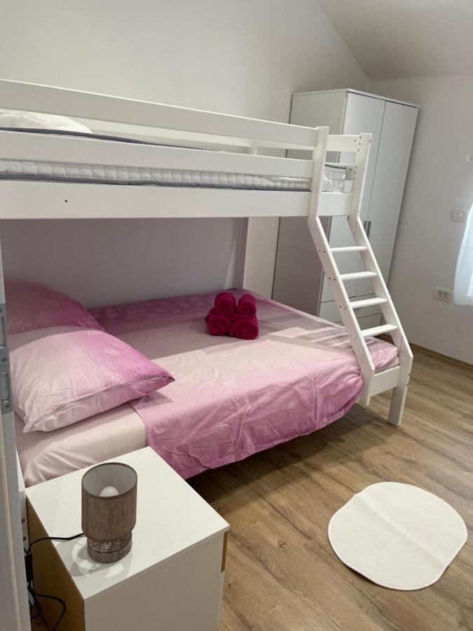 Appartement Apartmaji Meduza 2 à Izola Extérieur photo